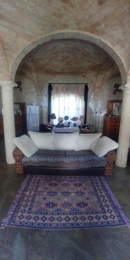 Lo Scrigno Di Lara Vila Ceresara Exterior foto